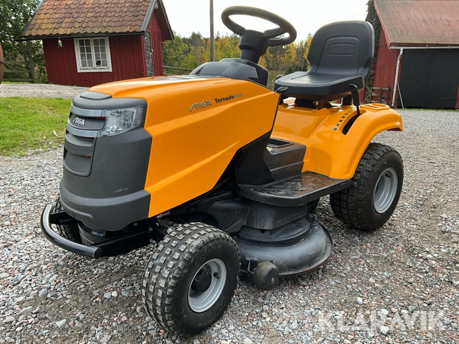 Åkgräsklippare Stiga Tornado 2098