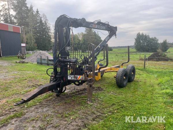 Huggarvagn / Skogsvagn FMV med kran FMV 230 CC och grip