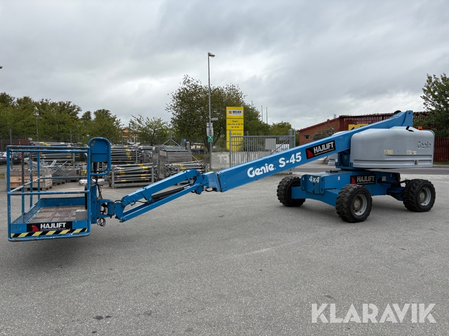 Bomlift Genie S-45
