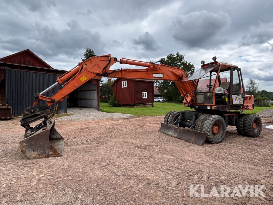 Grävmaskin Atila 1302D med redskap