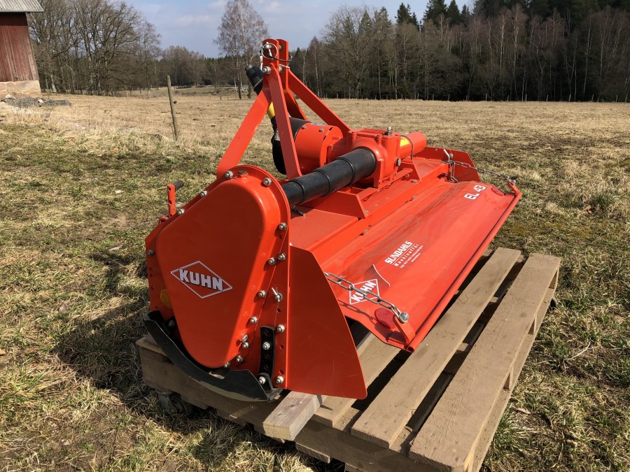 Klaravik Auktioner Jordfräs Kuhn EL43150