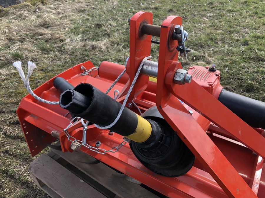 Klaravik Auktioner Jordfräs Kuhn EL43150