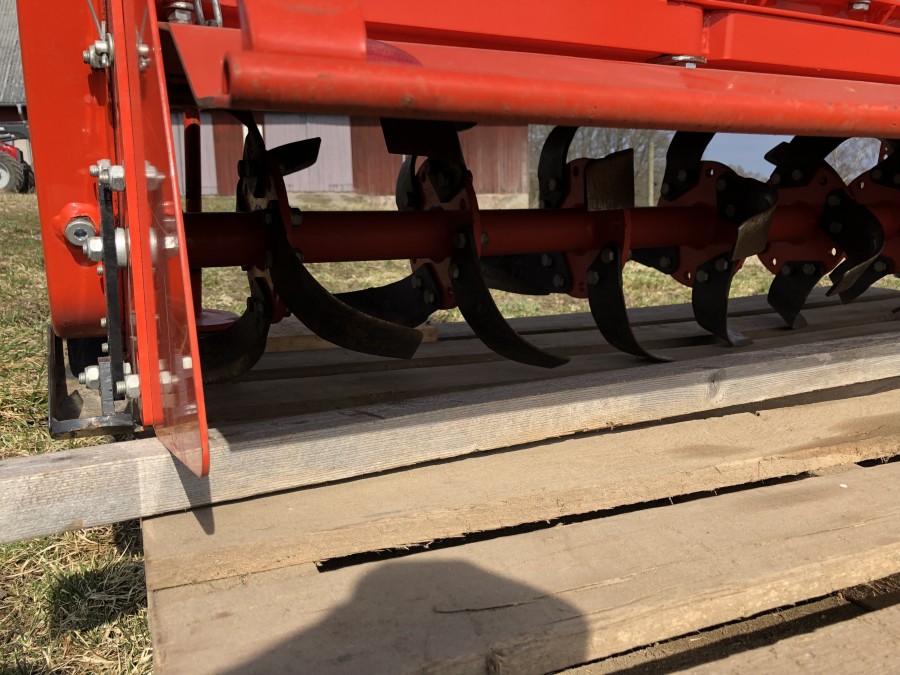 Klaravik Auktioner Jordfräs Kuhn EL43150