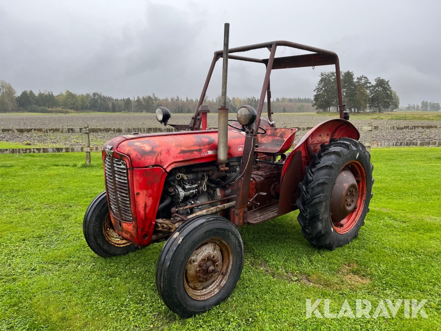 Traktor Massey Ferguson 35 X