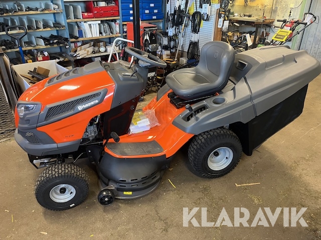 Åkgräsklippare Husqvarna TC 238T Ny