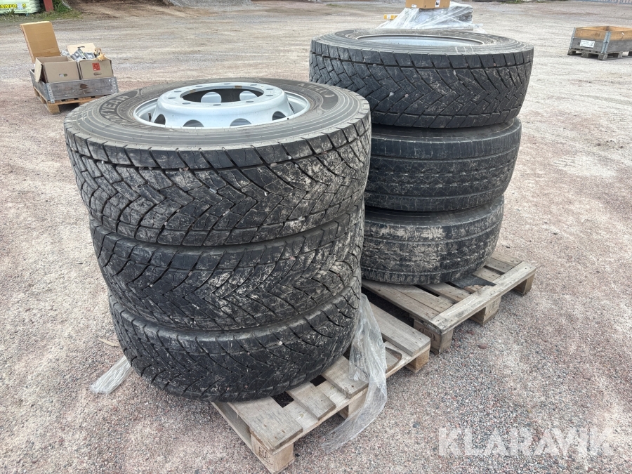 Uppsättning Lastbilsdäck Goodyear