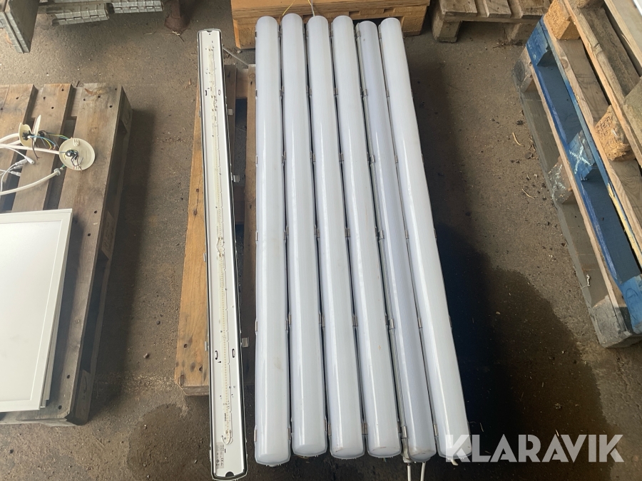 Lysrörsarmatur LED ROHS enkel rad