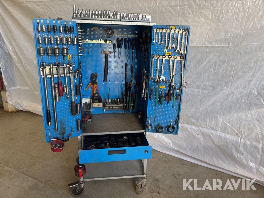 Verktygsvagn med diverse verktyg Indeco