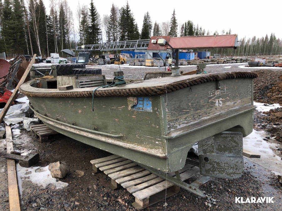 Båt med inombordare