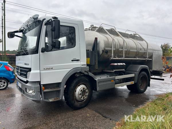 Mjölktankbil Mercedes-Benz Atego 1324