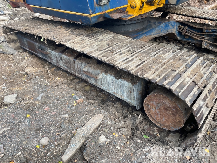 Grävmaskin Kobelco K909 LC11 med skrotsax