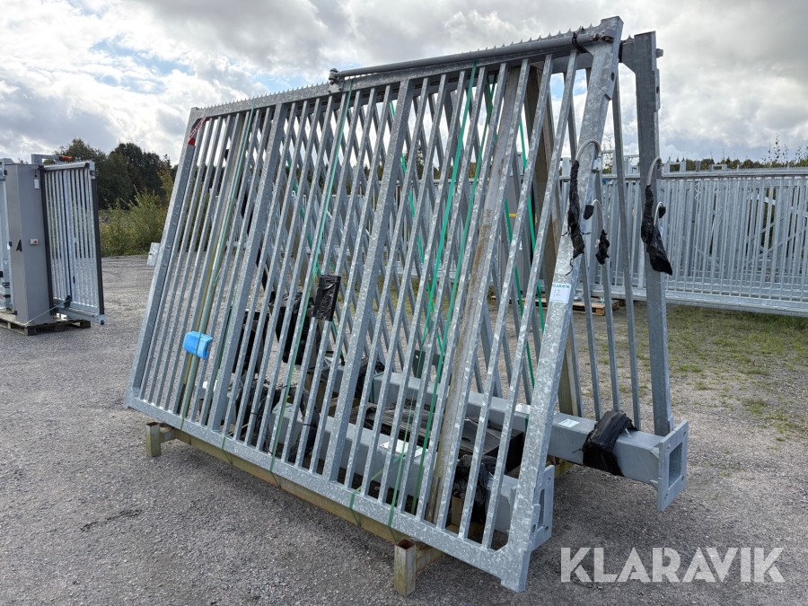 Slaggrind dubbel Halsäng 7m med motorstyrning