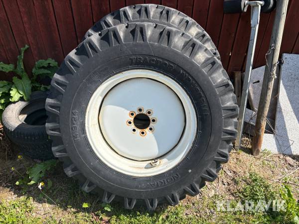 Traktordäck Nokia Traktor Industrial 14.9-24 2st