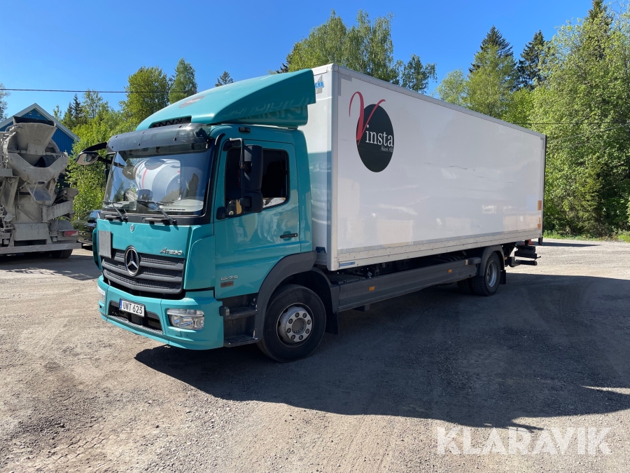Lastbil Mercedes-Benz Atego 5.1 med skåp 