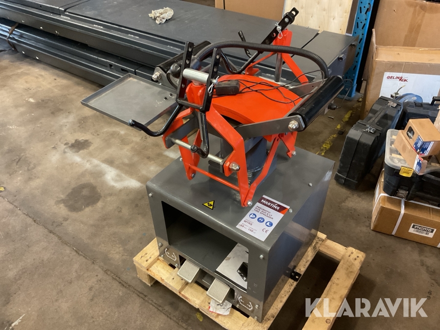 Däckspridare Martins Industries