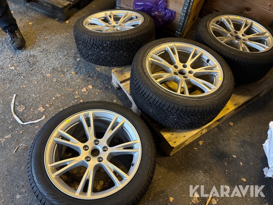 Vinterhjul Tesla Model Y Nokian hakkapeliitta R5 EV 255/45R19 4st
