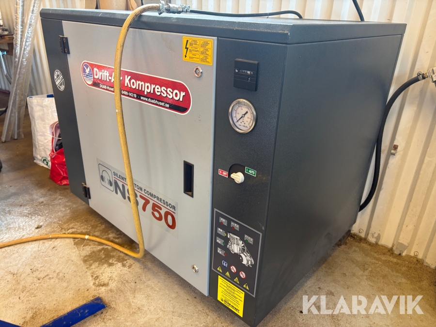 Kompressor Silent Piston Compressor NA750 med trycktank