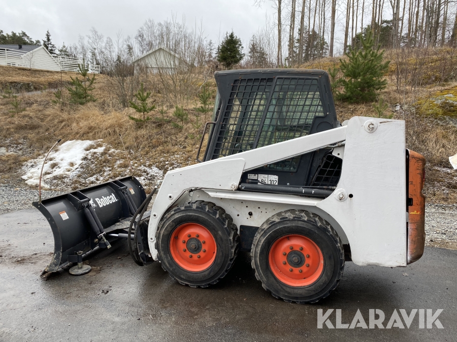 Kompaktlastare Bobcat 751 med redskap