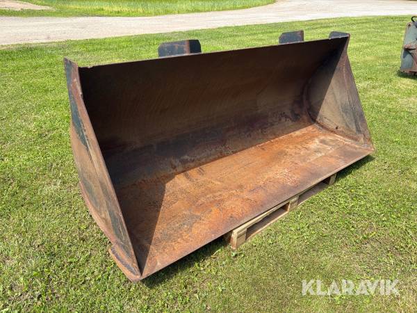 Skopa Volvo Lilla BM