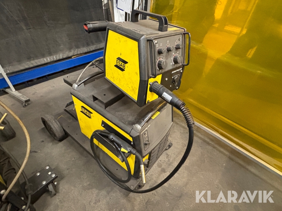 MIG- Svets ESAB Aristomig 400 och AristoFeed 30