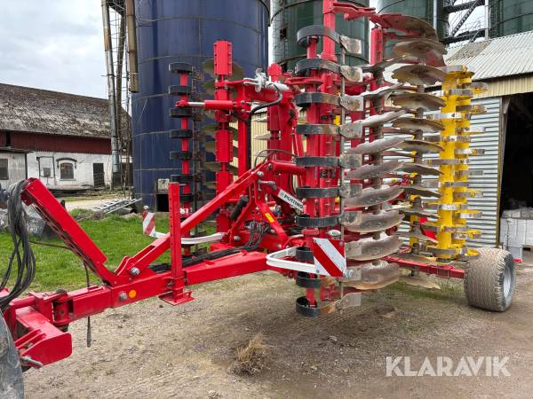 Tallrikskultivator Pöttinger Terradisc 5001T med Tandem ConoRoll