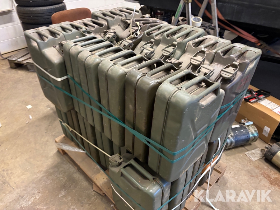 Pall med Jeepdunkar 30x20Liter