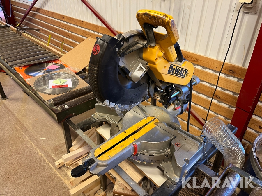 Kap- och gersåg DeWalt DW718-QS, Eslöv, Klaravik auktioner