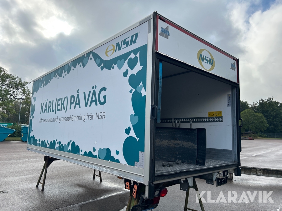 Skåp med bakgavellyft Zepro