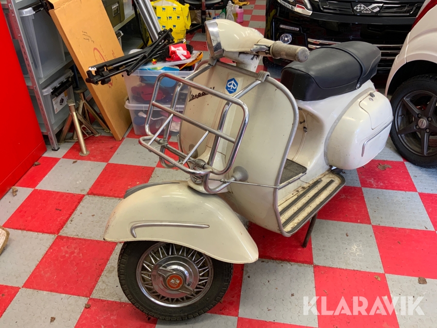 Veteran MC Vespa Touring 1963 150CC