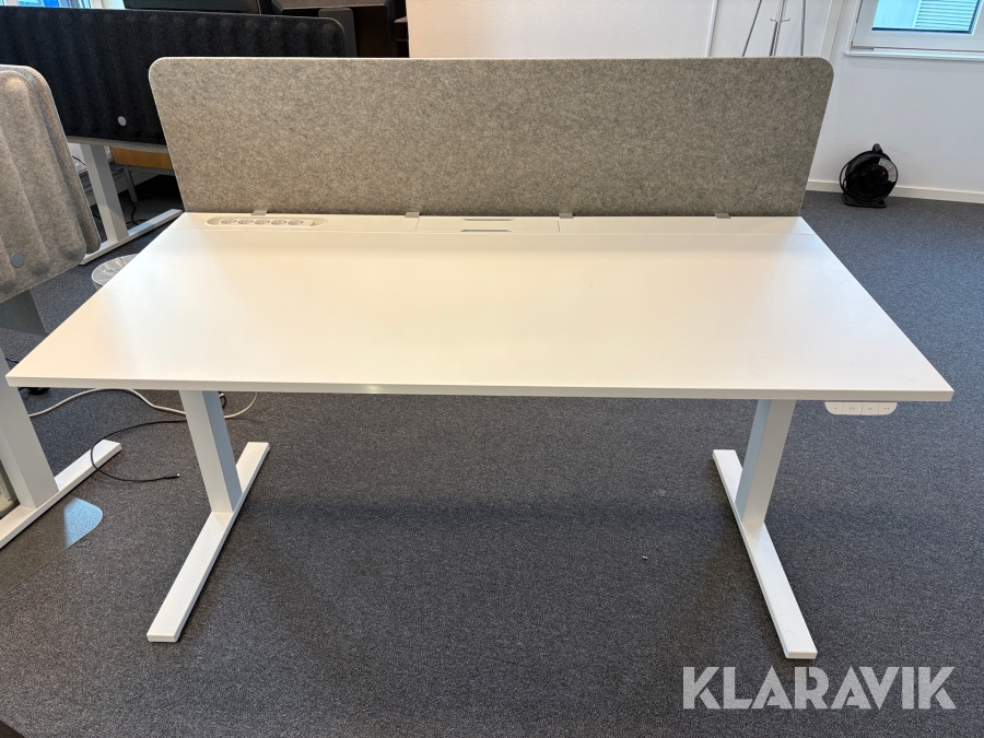 Höj & sänkbart skrivbord Ikea Mittzon