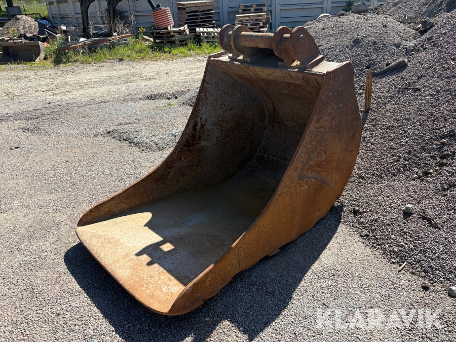 Grävskopa med B27-fäste