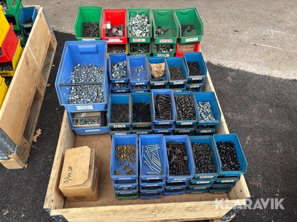 Pall med tum-bult  och muttrar diverse storlekar