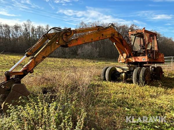 Grävmaskin Atila AB 1602 med Bofors skopa