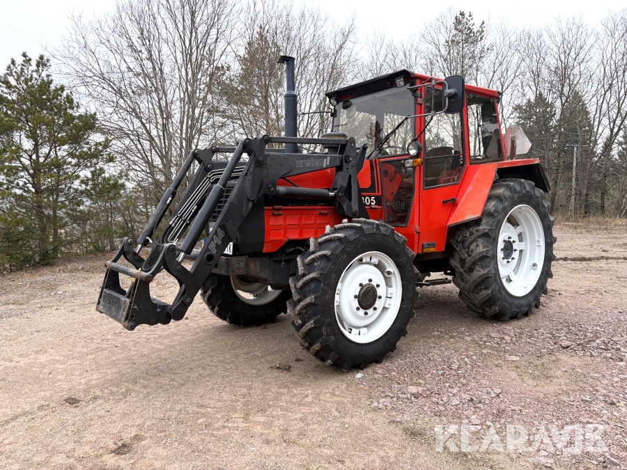 Traktor Valmet 805 med lastare