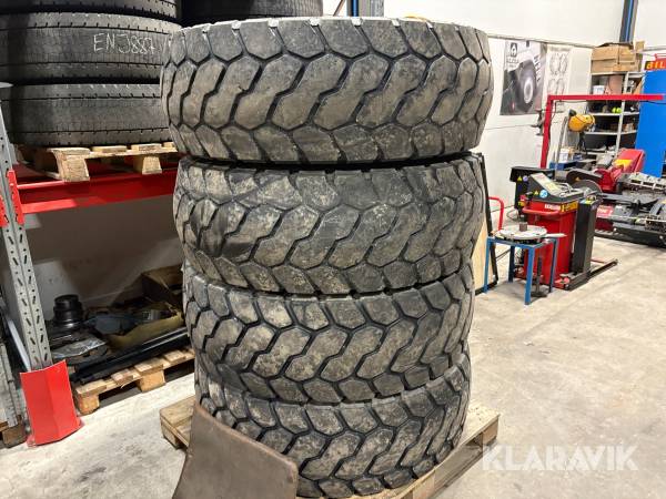 Entreprenaddäck Bridgestone 17,5 R25
