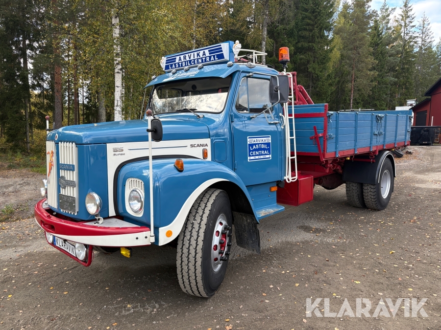 Veteranlastbil Scania 85 Super Tipp och Kranbil- Trevägstipp