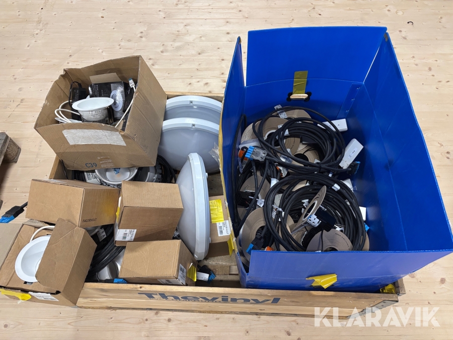 LED-spotligts & plafonder bla Fagerhult, Osram & iGuzzini