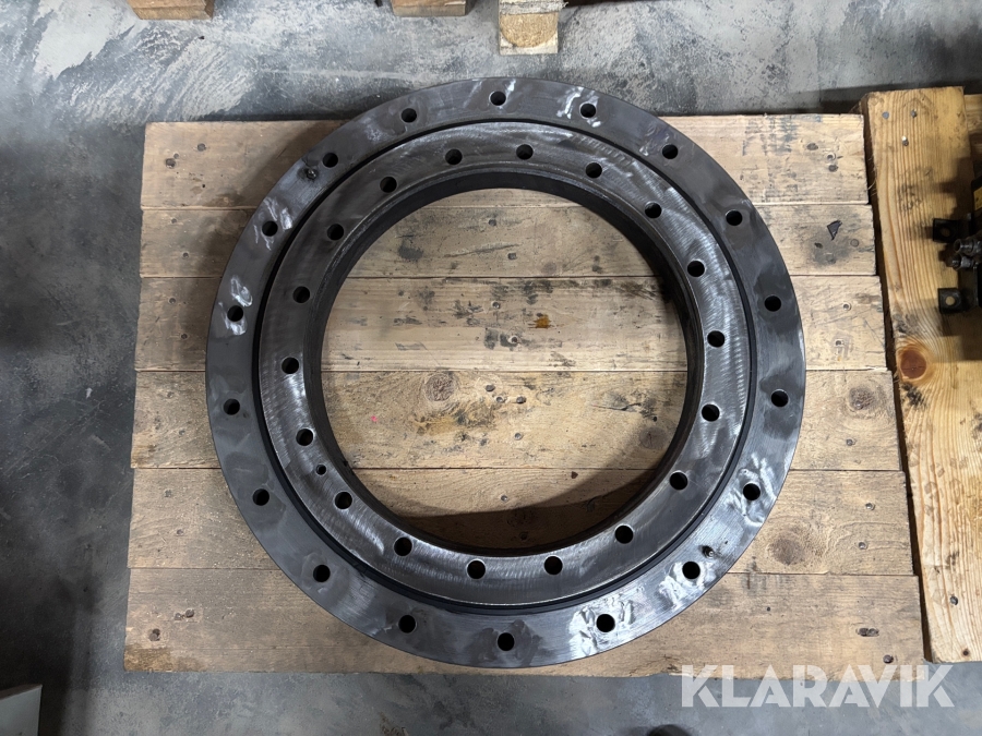 Svängkranslager 1st