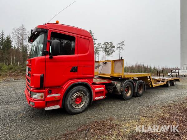 Lastbil Scania R144GB6X2NB med trailer