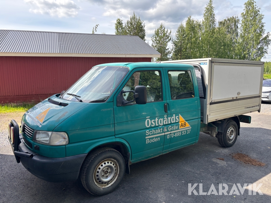 Pickup Volkswagen Transporter med Irstaskåp