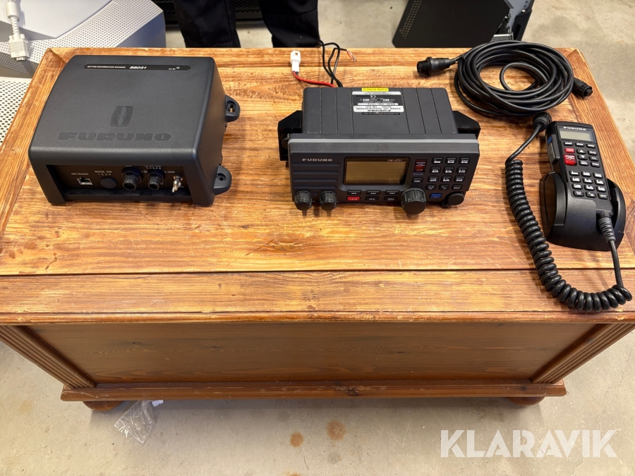 VHF Radio /  Bottenscanner Furuno FM-4721 / BBDS1