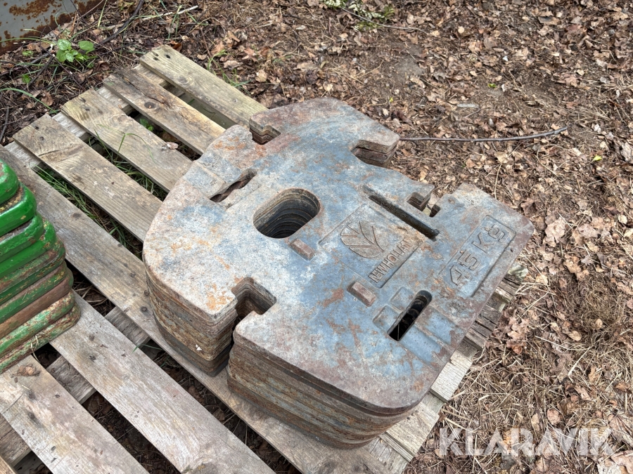 Frontvikt New Holland 8st