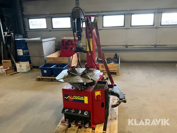 Däckmaskin CEMB SM630