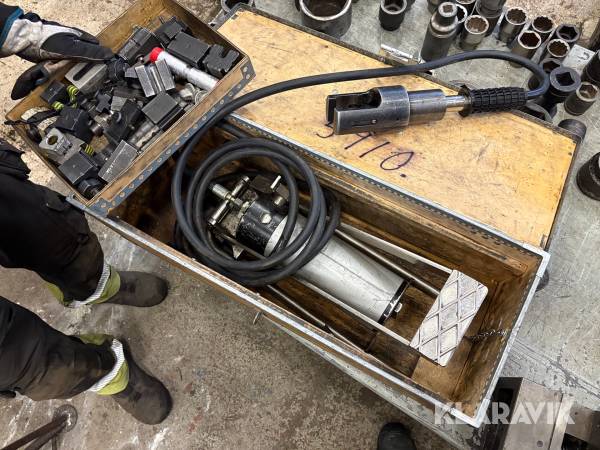 Pressverktyg för kabel/stora kabelskor Abiko