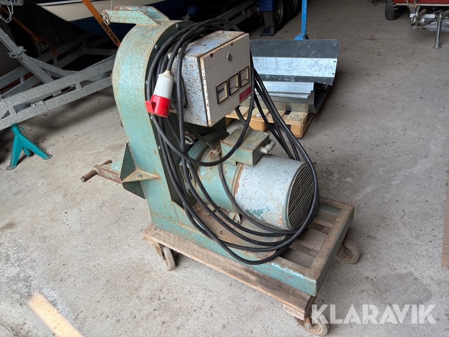 Elverk Markun LC32 A - Traktordrivet