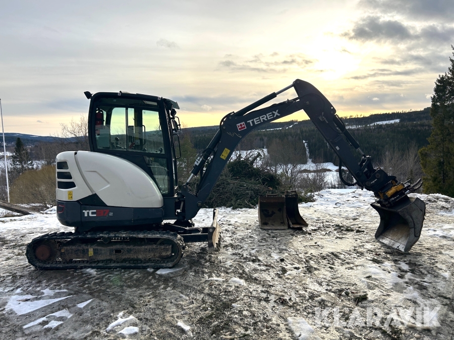 Grävmaskin Terex TC37 med redskap