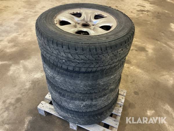 Hjul 215/70-16 4st