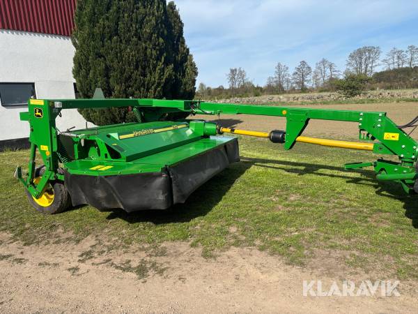 Slåtterkross John Deere 1365