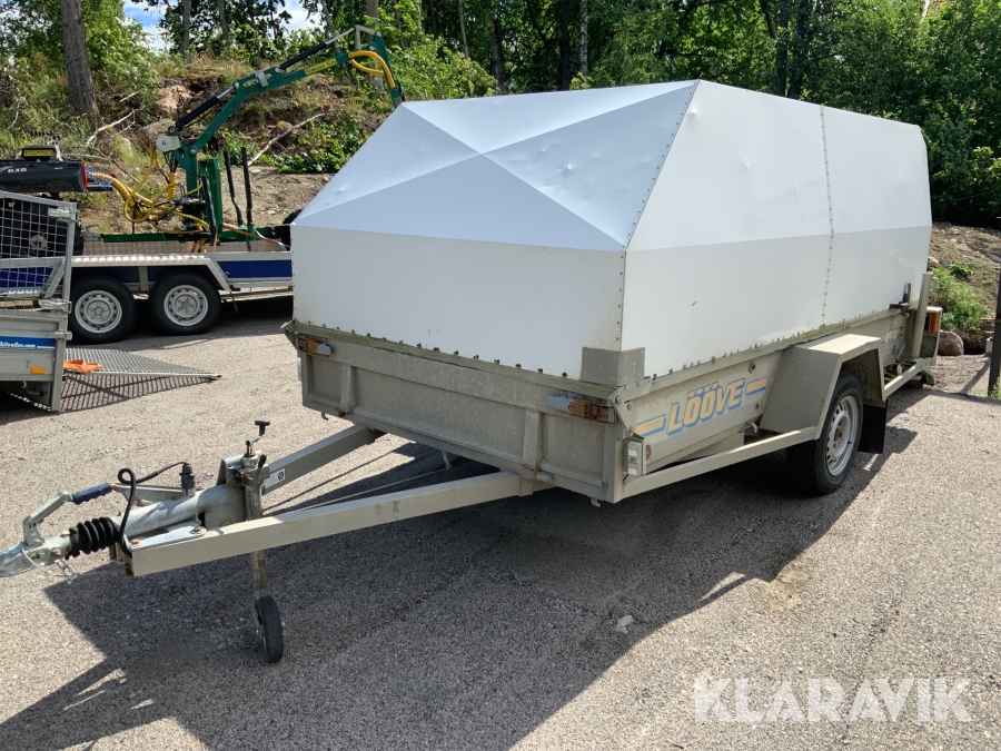 Personbilssläp Löövesläpet LS 1300