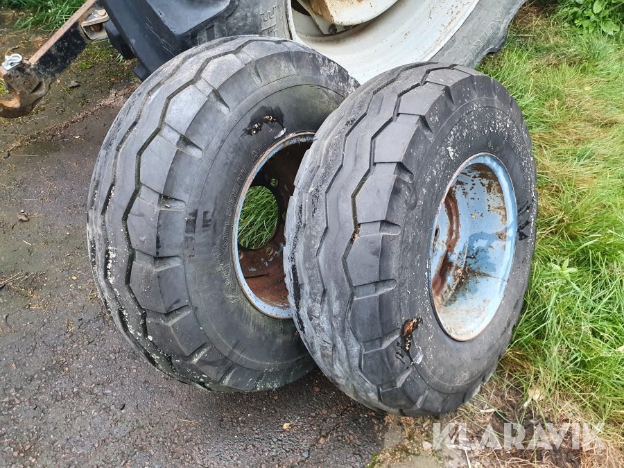 Vagnsdäck / Maskindäck med fälg Viskafors 11.5-15 2 st